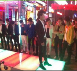 泸州深圳夜总会伴游模特雇用(深圳KTV模特雇用)