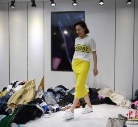泸州兼职模特试衣服(兼职做试衣模特好吗)