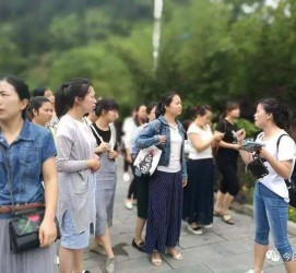 泸州中国的曲男伴游的简单介绍