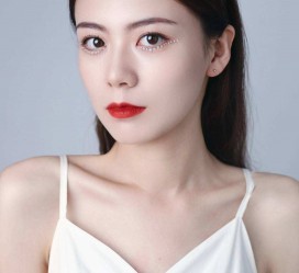 泸州兼职模特要打点模卡吗(兼职做模特要交钱拍模卡)