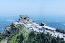 泸州湖南旅游攻略(武汉到湖南旅游攻略)