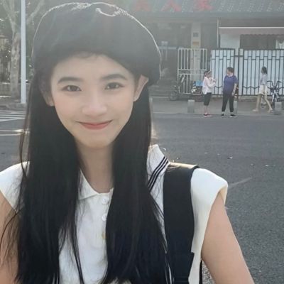 泸州商务伴游带客户去看海豚表演