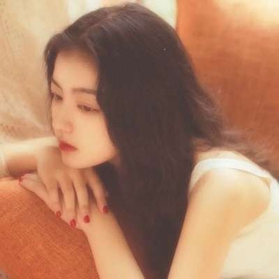 泸州伴游女生赵梦琪的资料