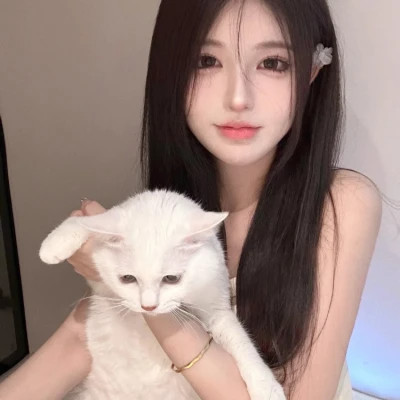 泸州伴游女生陈露晞的资料