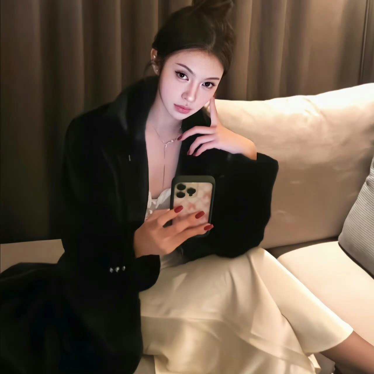 泸州伴游女生周语言的资料