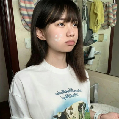 泸州伴游女生邝易云